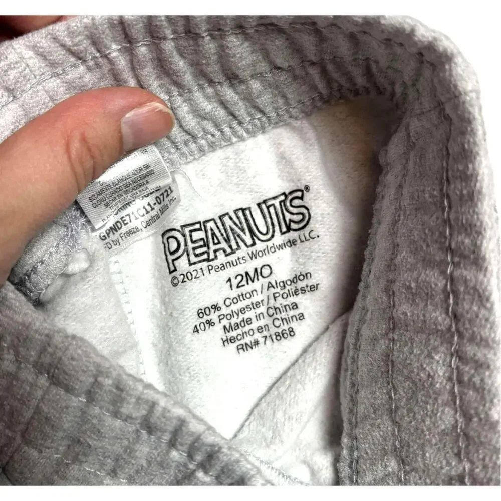 Peanuts sweatsuit outfit